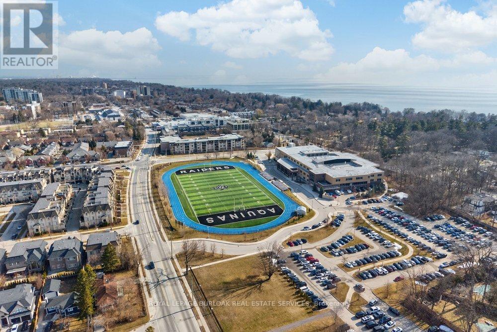 387 Walton Street, Oakville, Ontario  L6K 1R7 - Photo 44 - W13003332