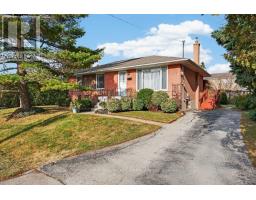 387 WALTON STREET, Oakville, Ontario
