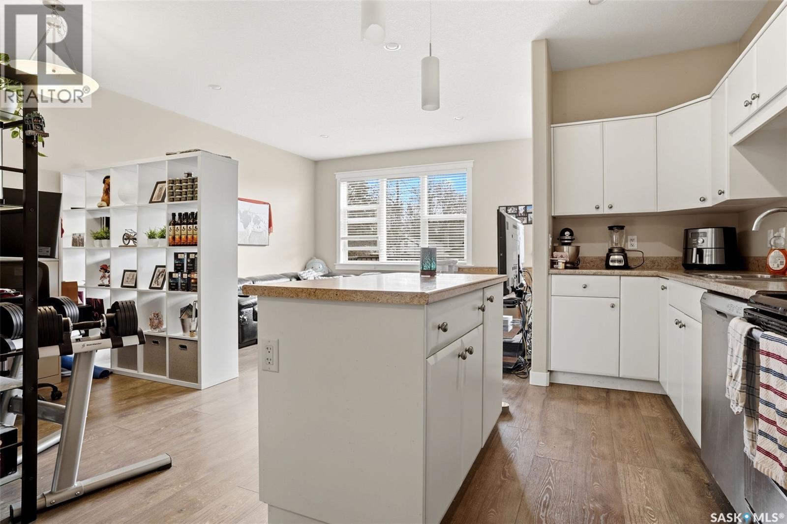 2542 Mcdonald Street, Regina, Saskatchewan  S4N 2Z5 - Photo 10 - SK033017