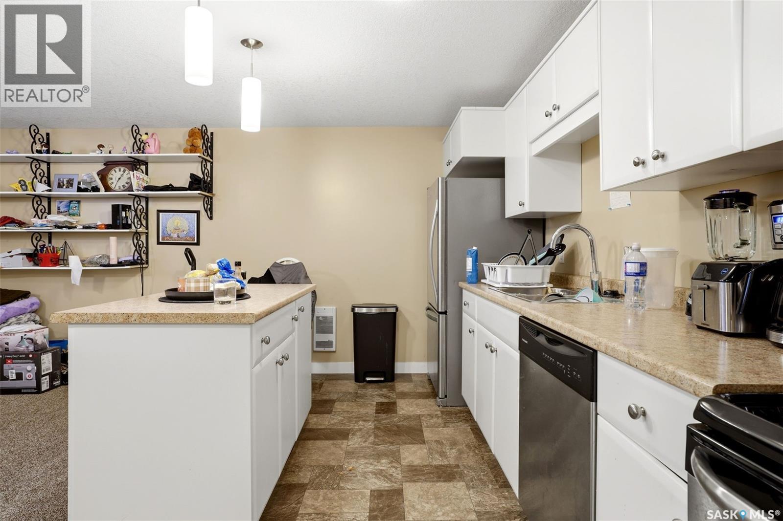 2542 Mcdonald Street, Regina, Saskatchewan  S4N 2Z5 - Photo 32 - SK033017