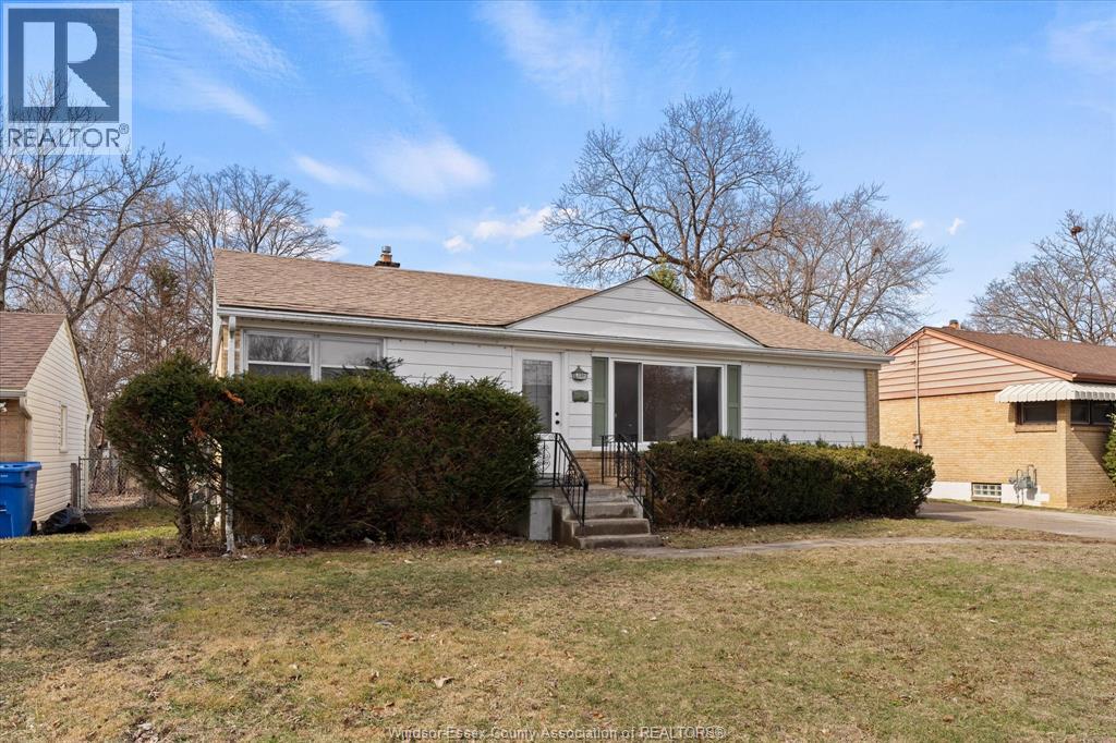 3701 Dandurand Avenue, Windsor, Ontario  N9E 2G4 - Photo 1 - 26008263