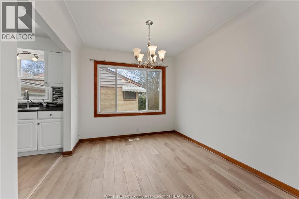 3701 Dandurand Avenue, Windsor, Ontario  N9E 2G4 - Photo 10 - 26008263