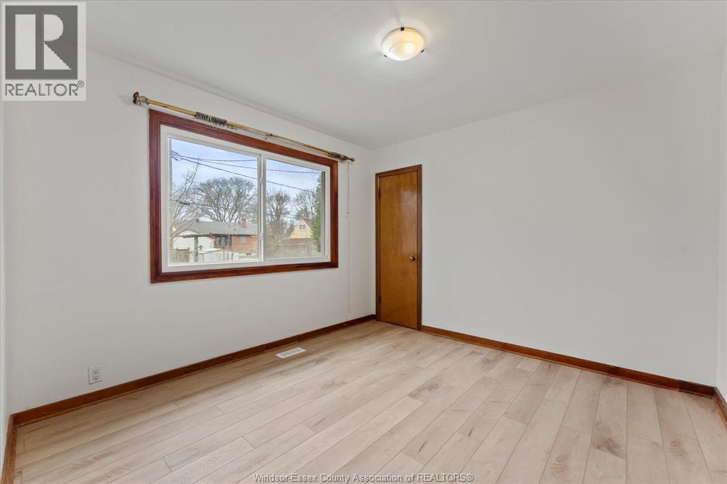 3701 Dandurand Avenue, Windsor, Ontario  N9E 2G4 - Photo 17 - 26008263