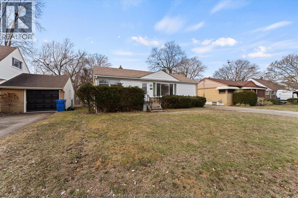 3701 Dandurand Avenue, Windsor, Ontario  N9E 2G4 - Photo 4 - 26008263