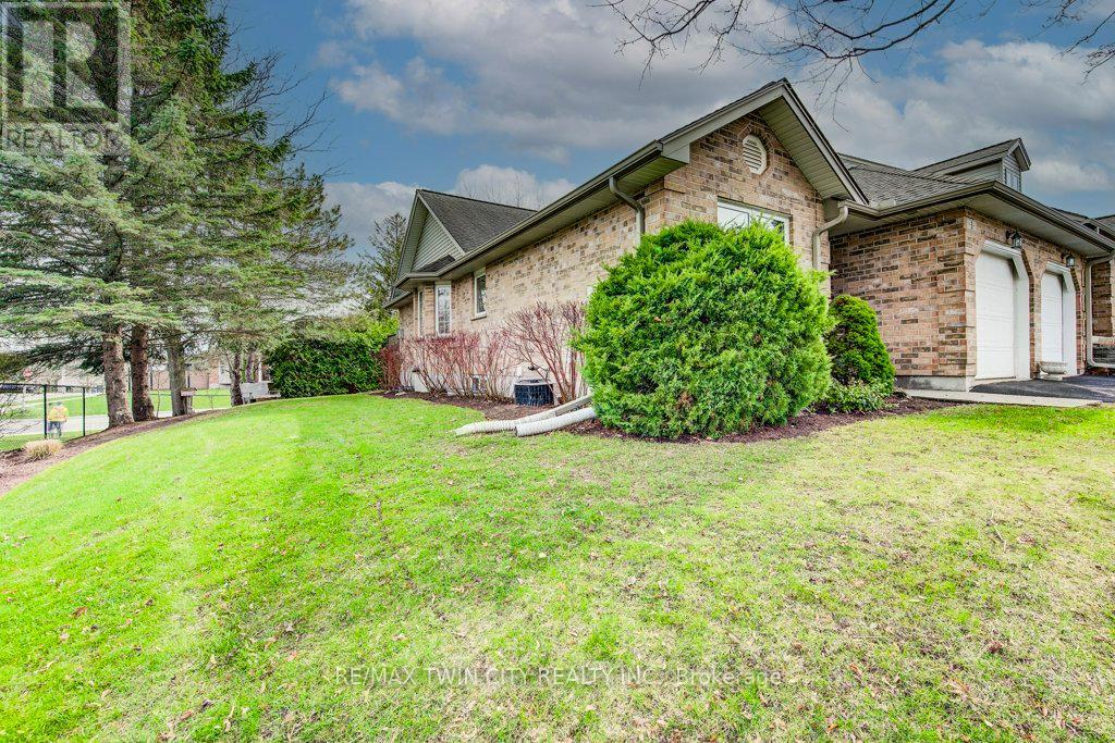 1 - 1198 Swan Street, North Dumfries, Ontario  N0B 1E0 - Photo 2 - X13003346