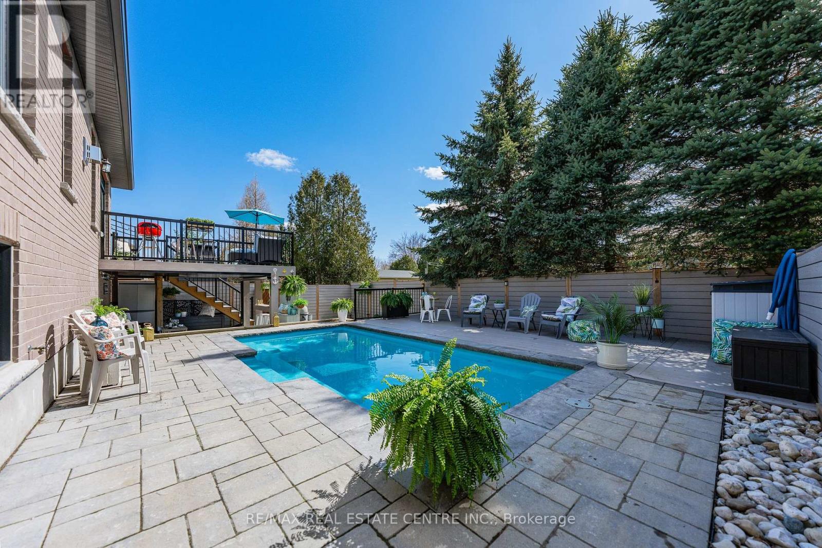 57 Cutting Drive, Centre Wellington, Ontario  N0B 1S0 - Photo 2 - X13003378