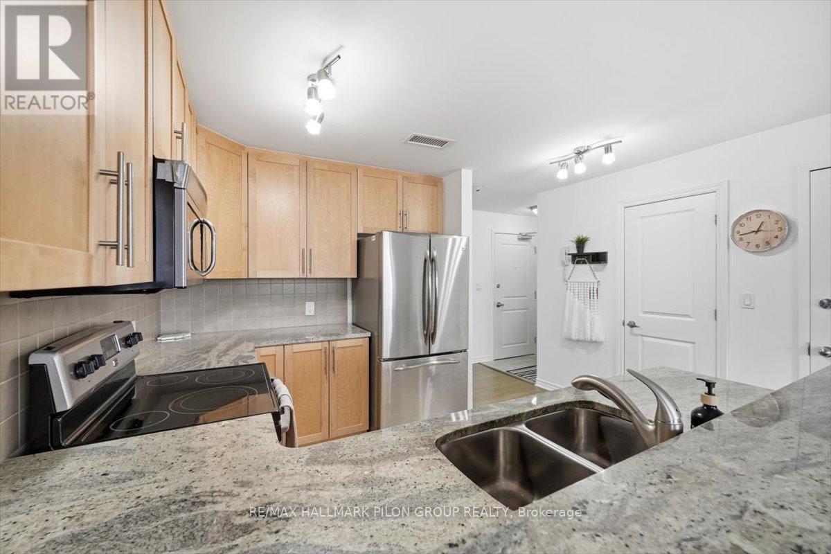 4 - 50 Prestige Circle, Ottawa, Ontario  K4A 0W9 - Photo 3 - X12716766