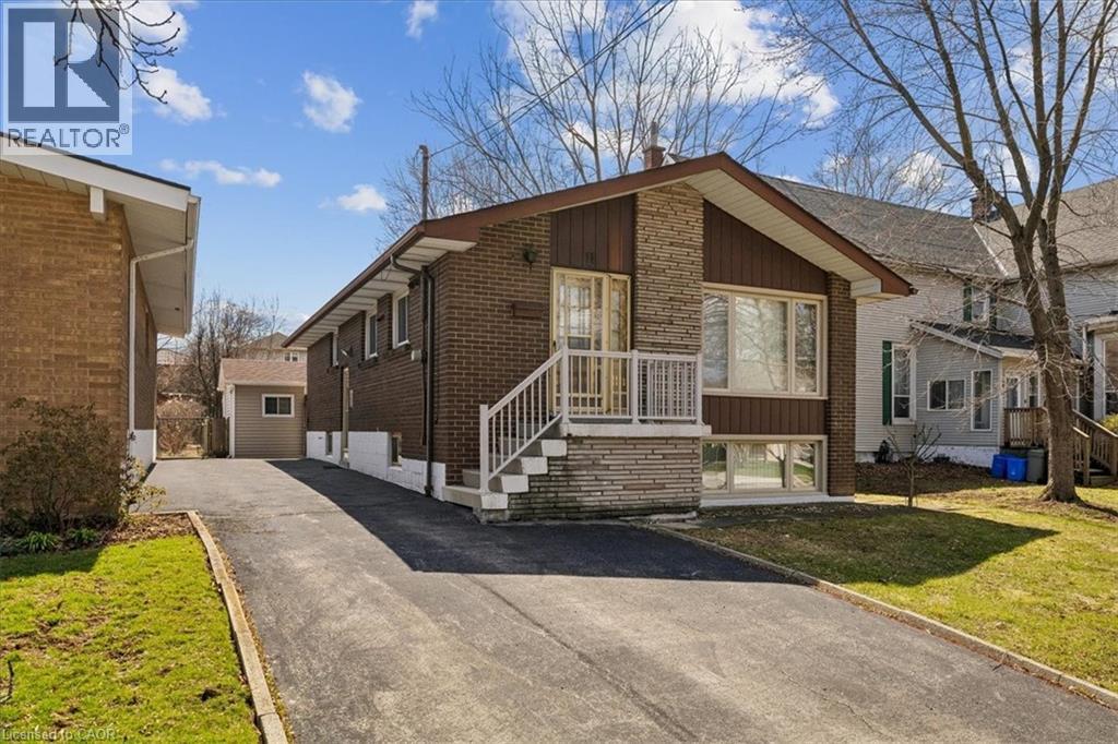 11 Duff Street, Hamilton, Ontario  L9C 1A8 - Photo 3 - 40820986