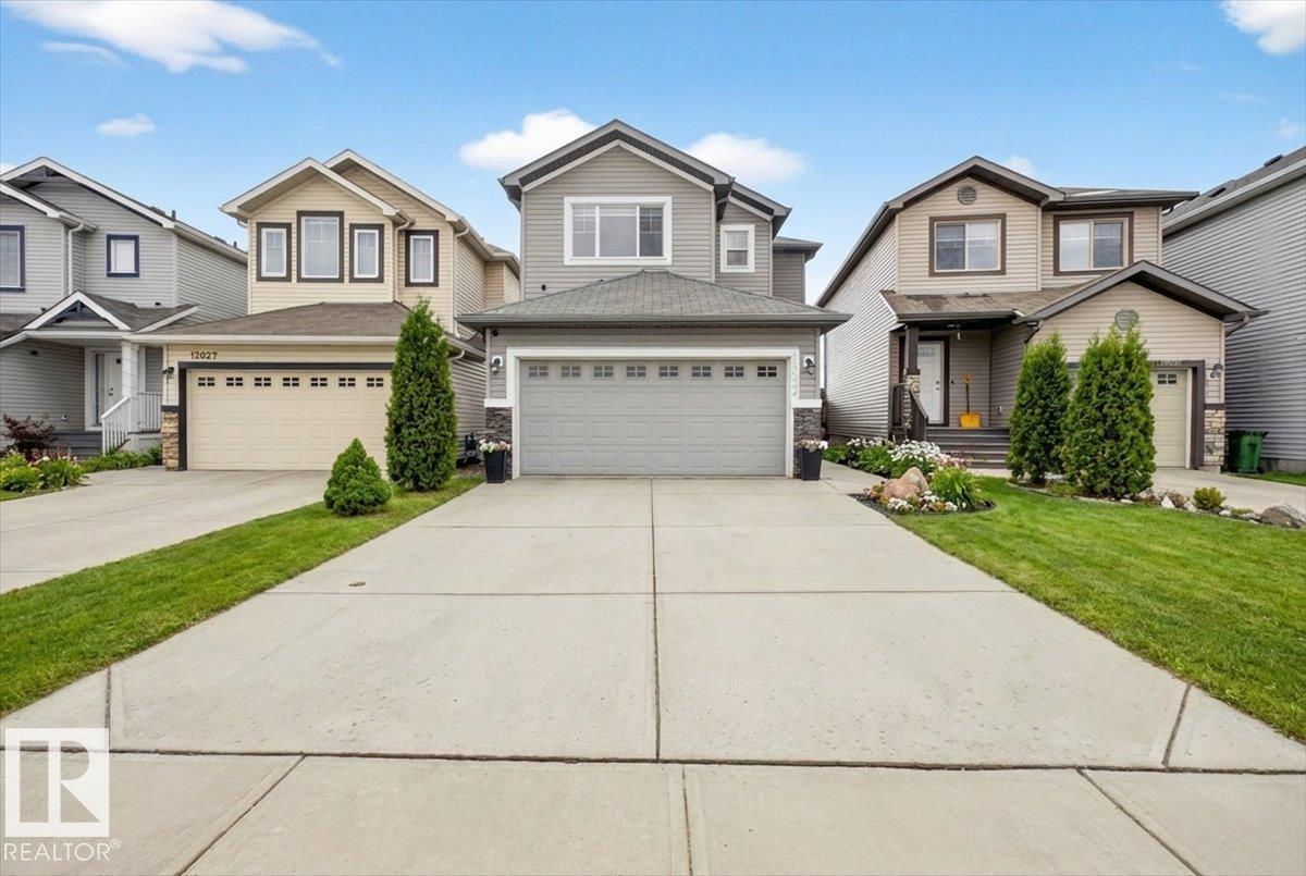 17023 38 St Nw Nw, Edmonton, Alberta  T5Y 3S1 - Photo 3 - E4481111