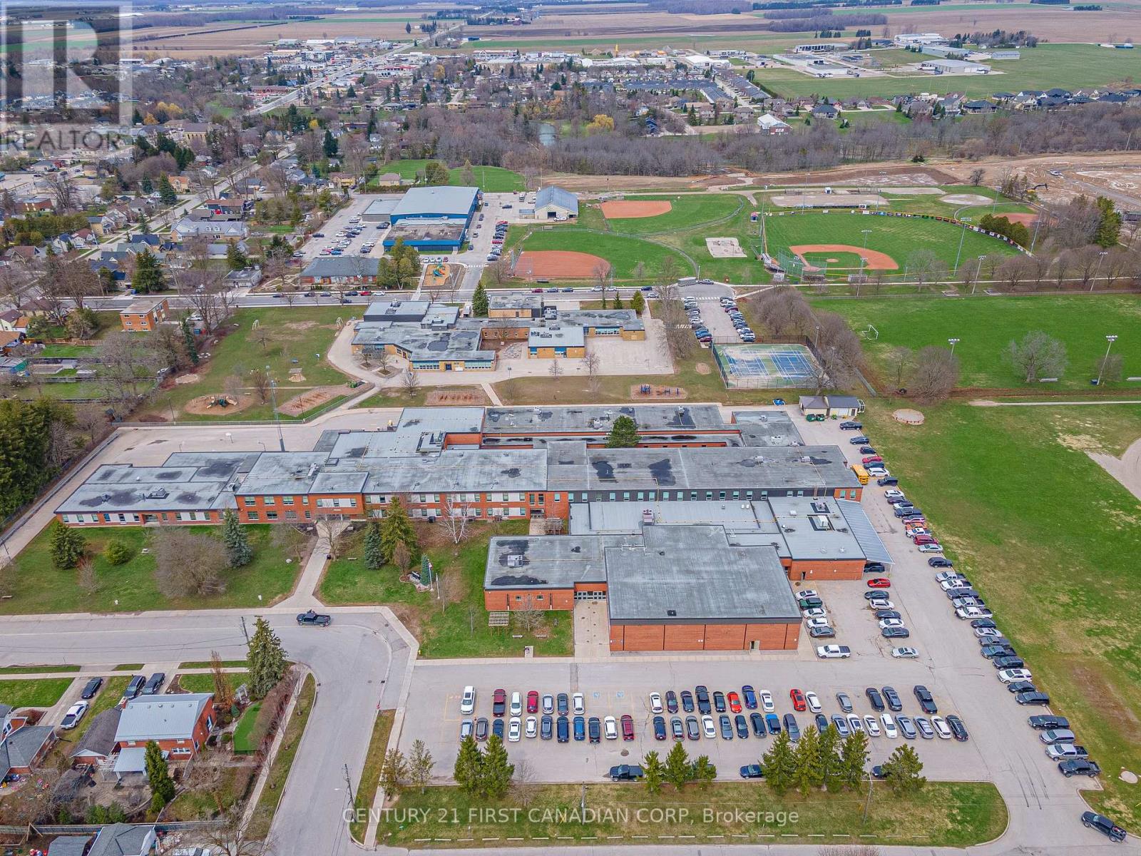 100 Rowe Avenue, South Huron, Ontario  N0M 1S1 - Photo 48 - X13003402