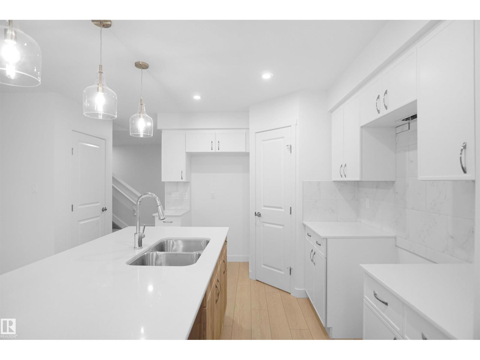 113 Ficus Wy, Fort Saskatchewan, Alberta  T8L 0Z6 - Photo 11 - E4473960