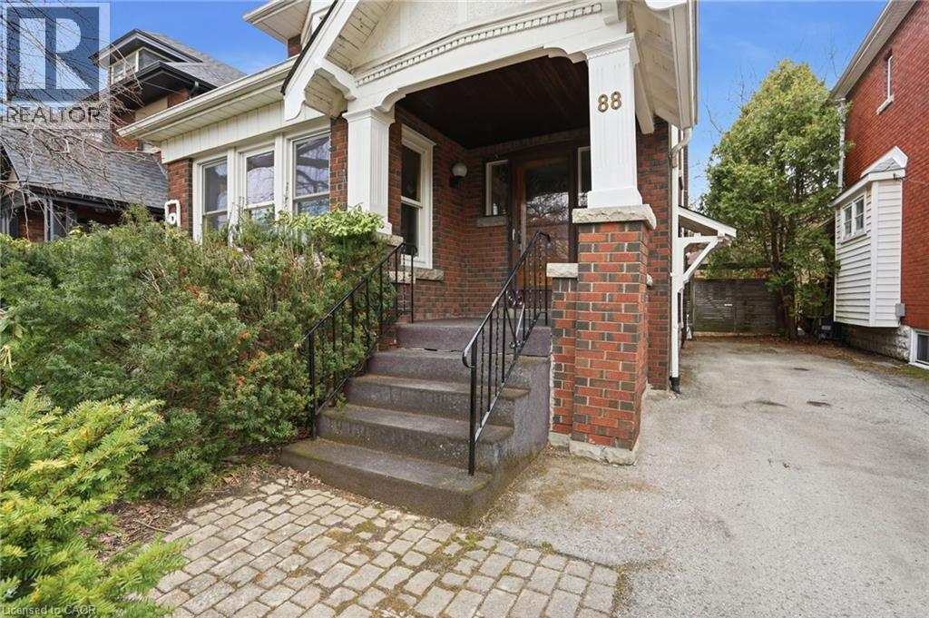 88 Cline Avenue N, Hamilton, Ontario  L8S 3Z6 - Photo 4 - 40815066