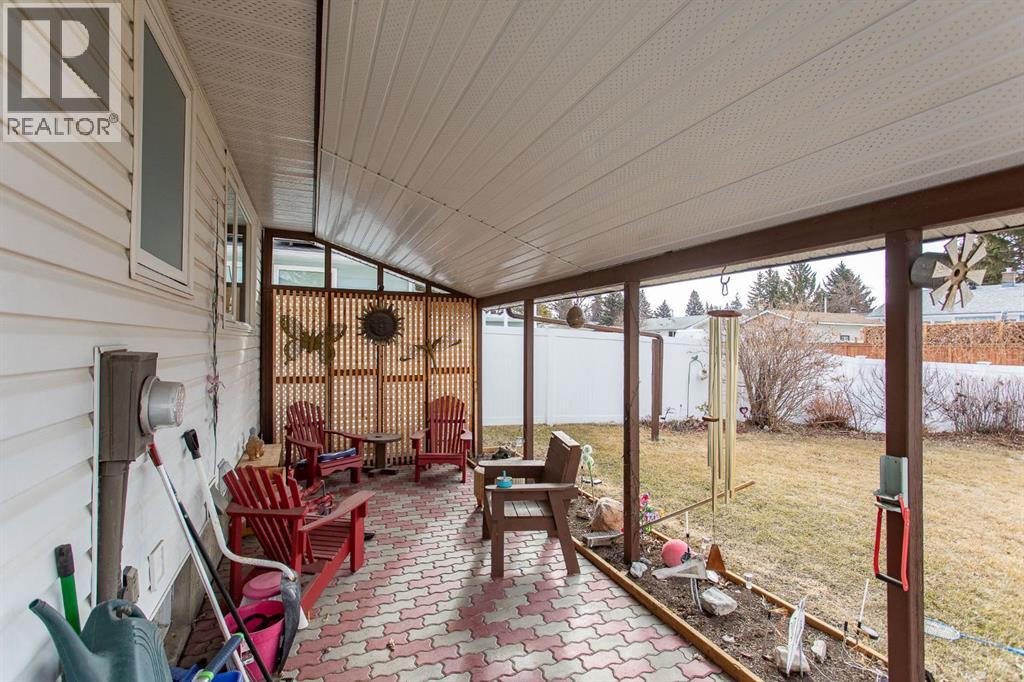 13 Scott Street, Red Deer, Alberta  T4N 0E3 - Photo 22 - A2299301