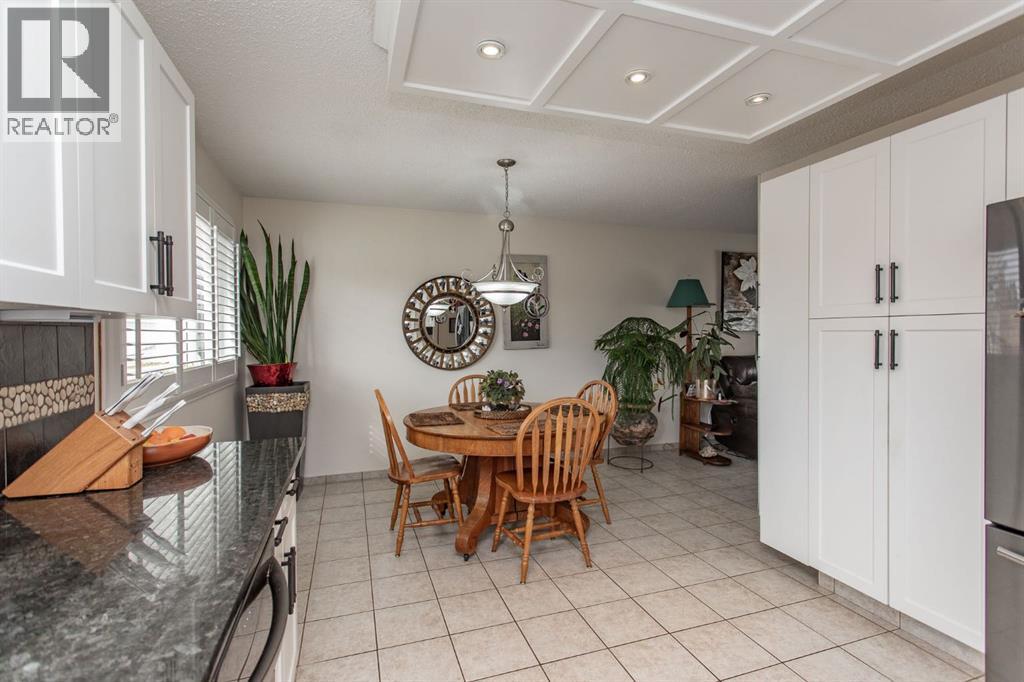 13 Scott Street, Red Deer, Alberta  T4N 0E3 - Photo 9 - A2299301