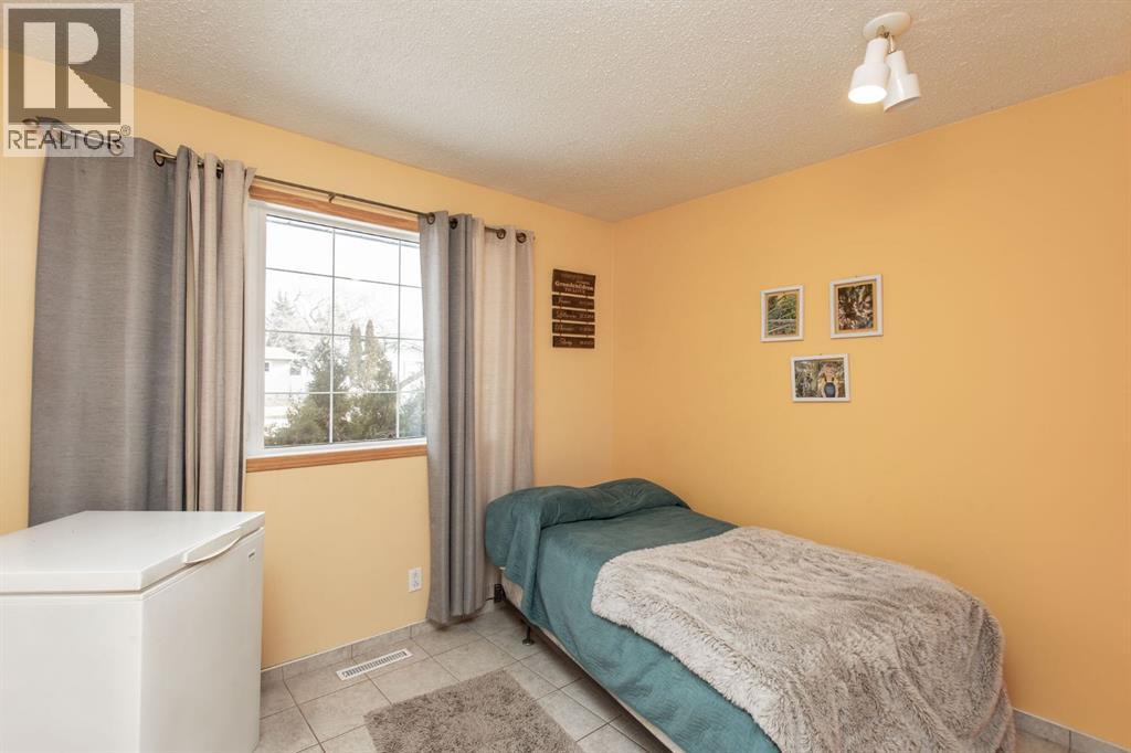 13 Scott Street, Red Deer, Alberta  T4N 0E3 - Photo 13 - A2299301