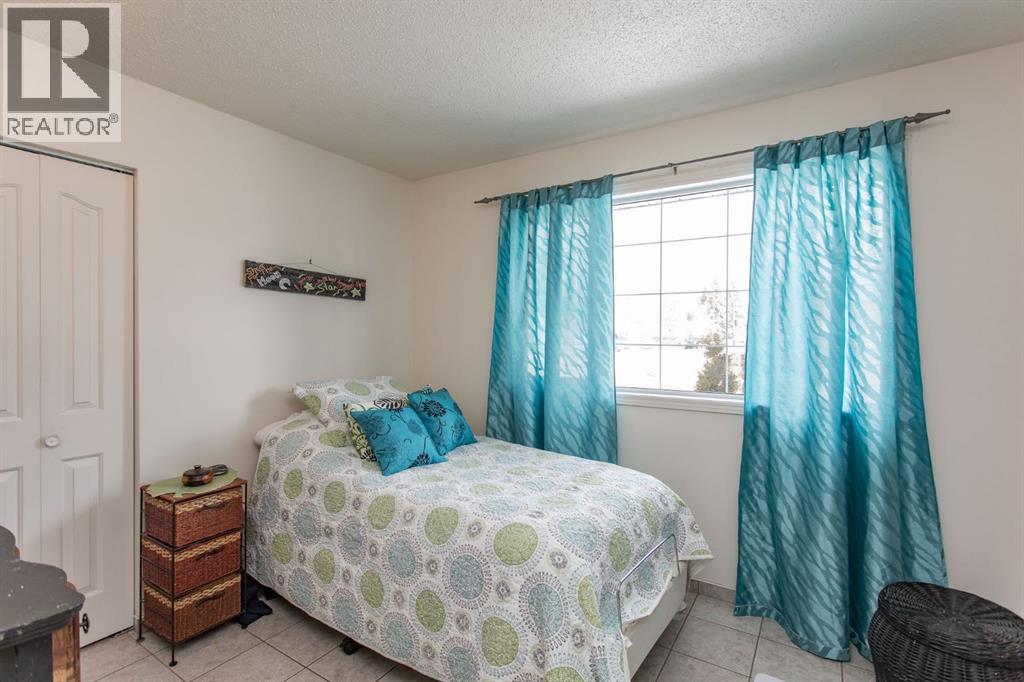 13 Scott Street, Red Deer, Alberta  T4N 0E3 - Photo 12 - A2299301