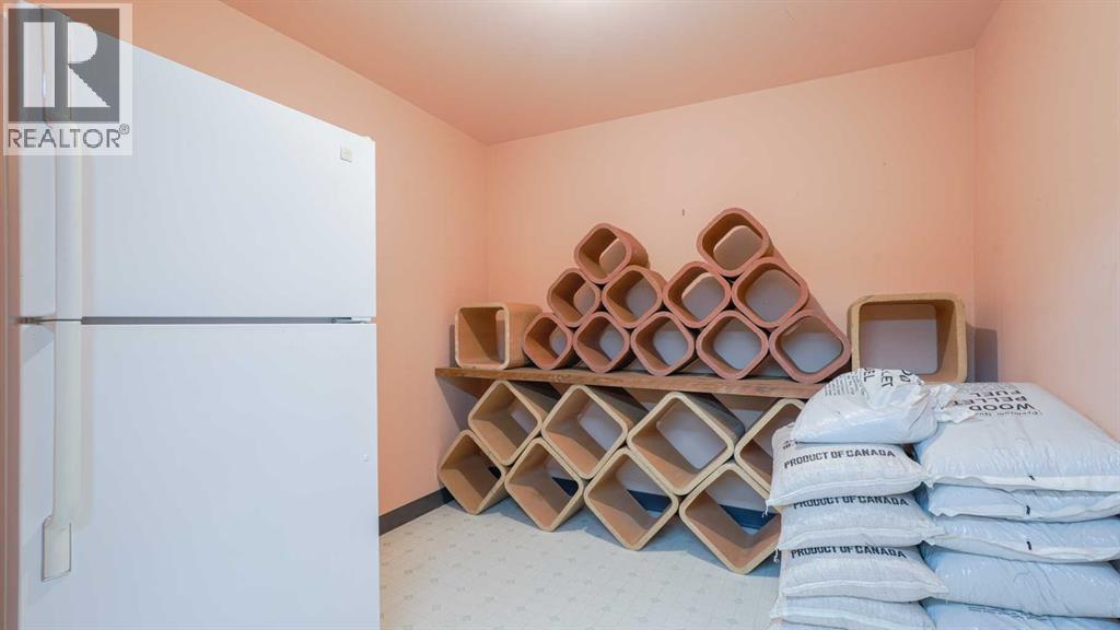 42 Woodmeadow Close SW, Calgary, Alberta  T2W 4L8 - Photo 31 - A2301210