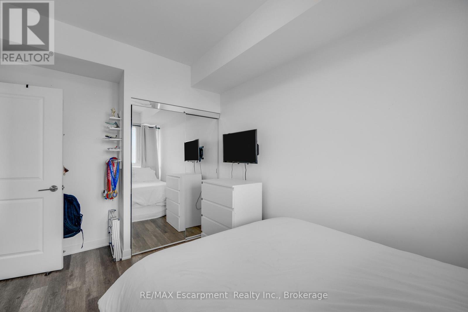 704 - 2007 James Street, Burlington, Ontario  L7R 0G7 - Photo 17 - W13003506