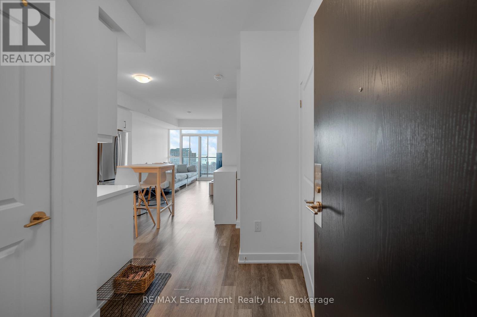 704 - 2007 James Street, Burlington, Ontario  L7R 0G7 - Photo 4 - W13003506