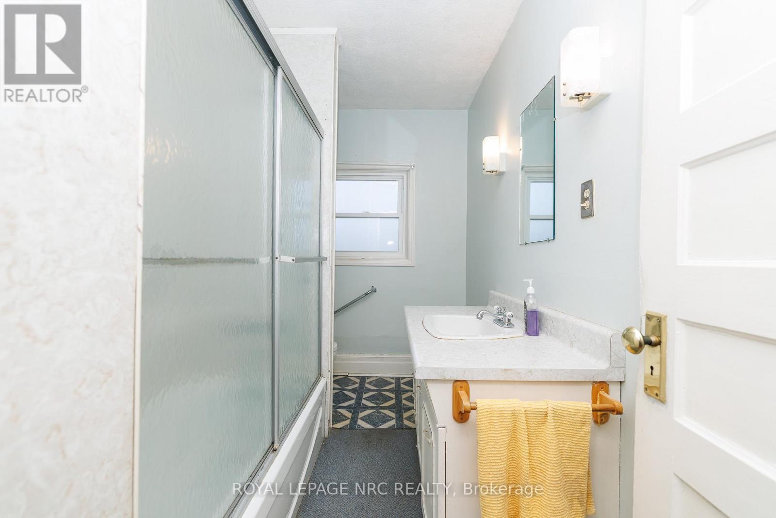 6511 Riall Street, Niagara Falls, Ontario  L2J 1Z4 - Photo 28 - X13003412