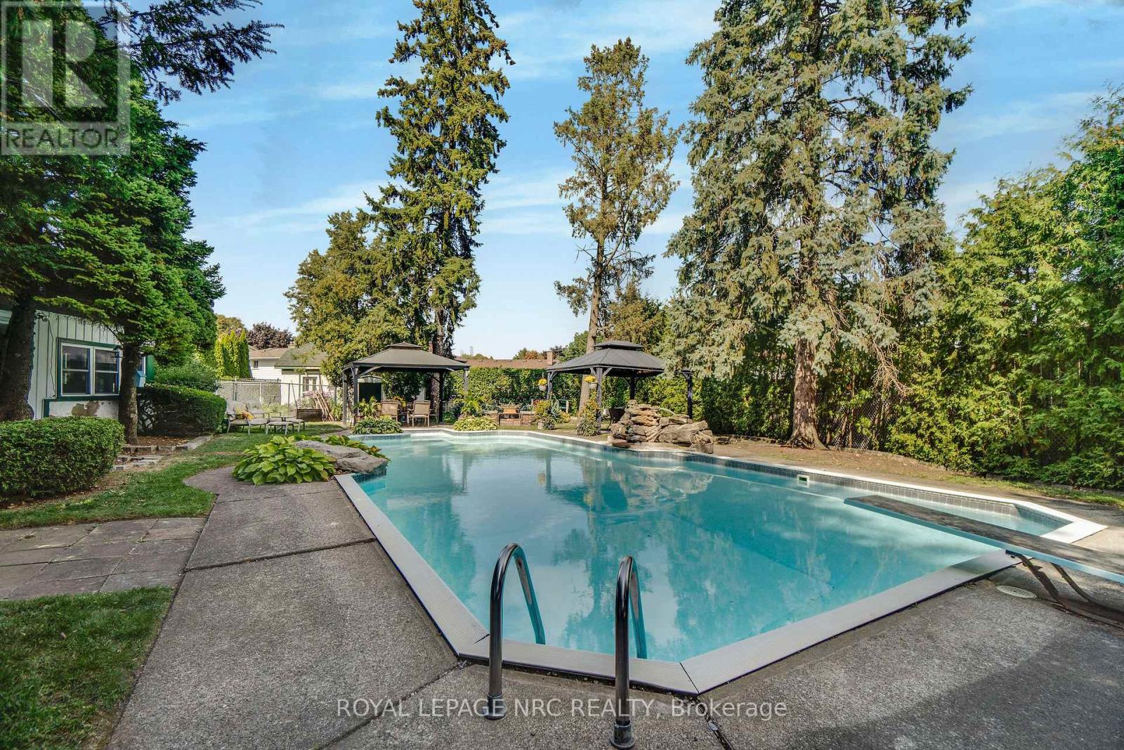 6511 Riall Street, Niagara Falls, Ontario  L2J 1Z4 - Photo 7 - X13003412