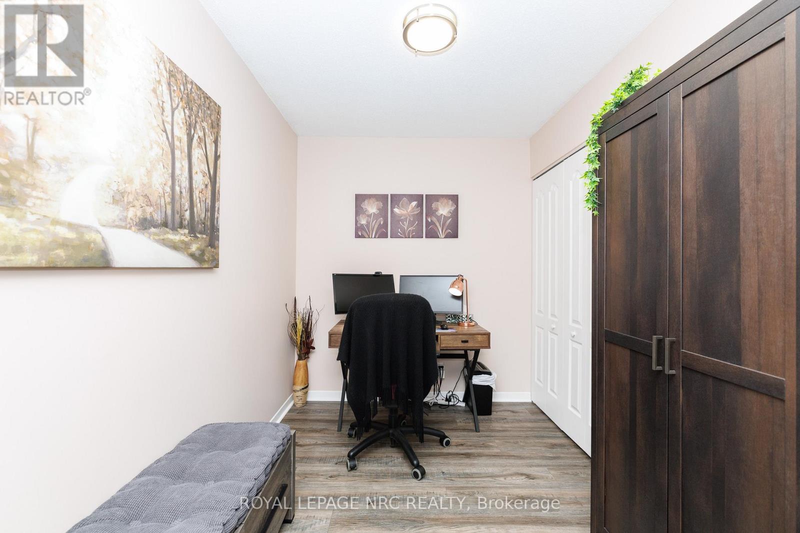 1209 - 330 Prince Charles Drive S, Welland, Ontario  L3C 7B3 - Photo 7 - X13003478