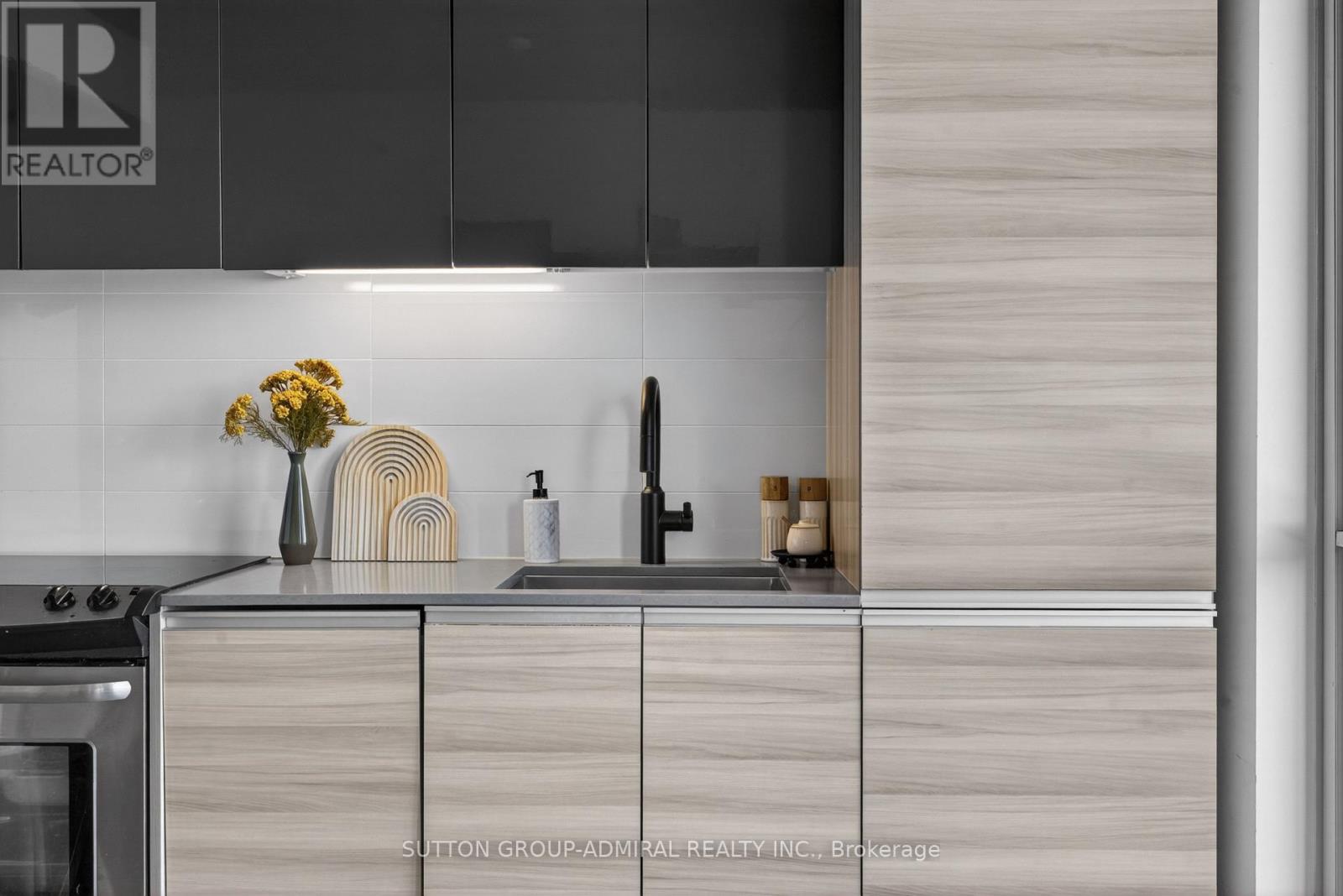 725 - 1190 Dundas Street E, Toronto, Ontario  M4M 0C5 - Photo 16 - E12995806