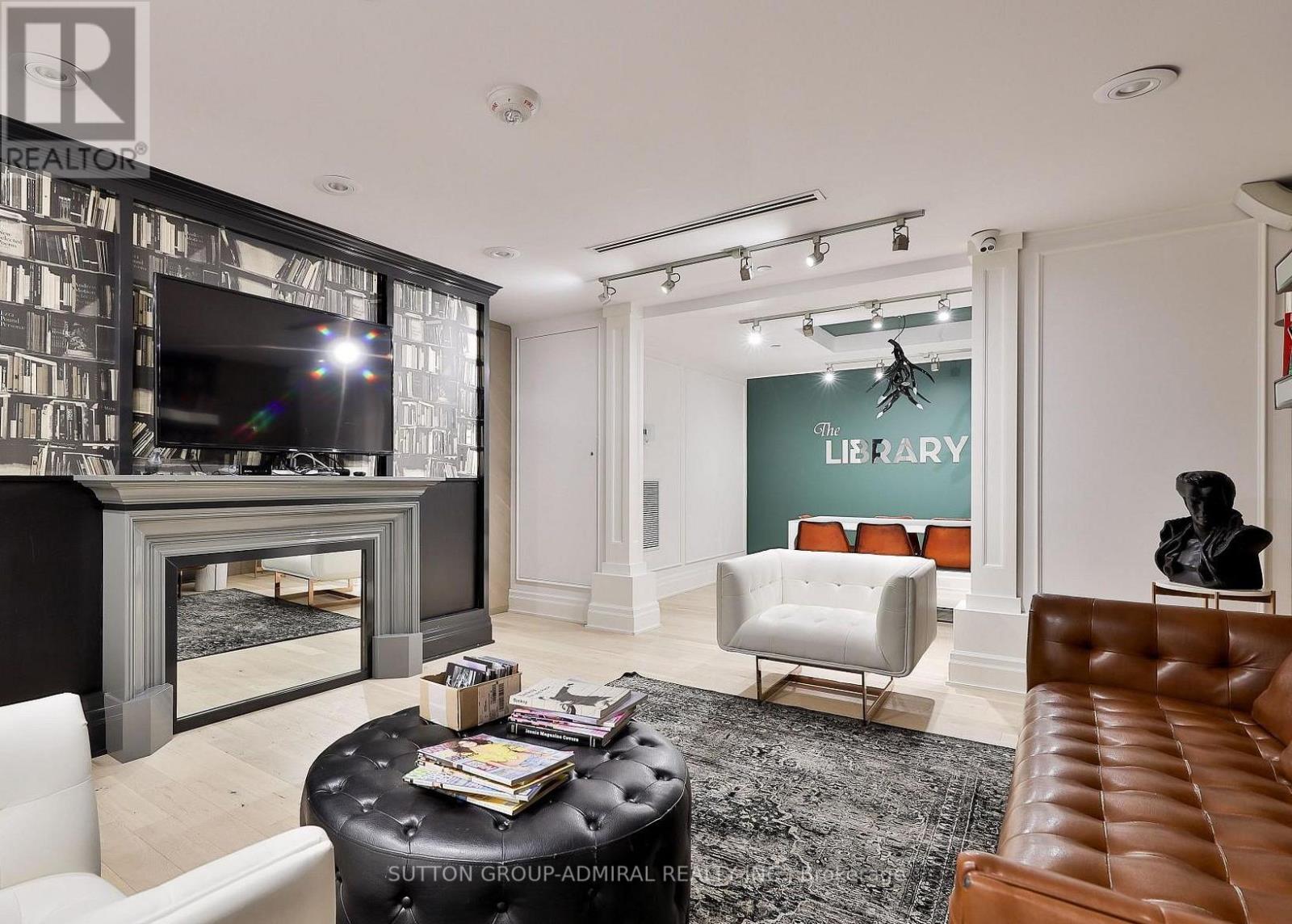 725 - 1190 Dundas Street E, Toronto, Ontario  M4M 0C5 - Photo 35 - E12995806