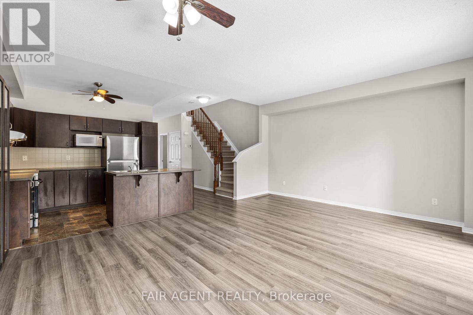 165 Dahlia Street, Clarence-Rockland, Ontario  K4K 0G1 - Photo 6 - X12903438