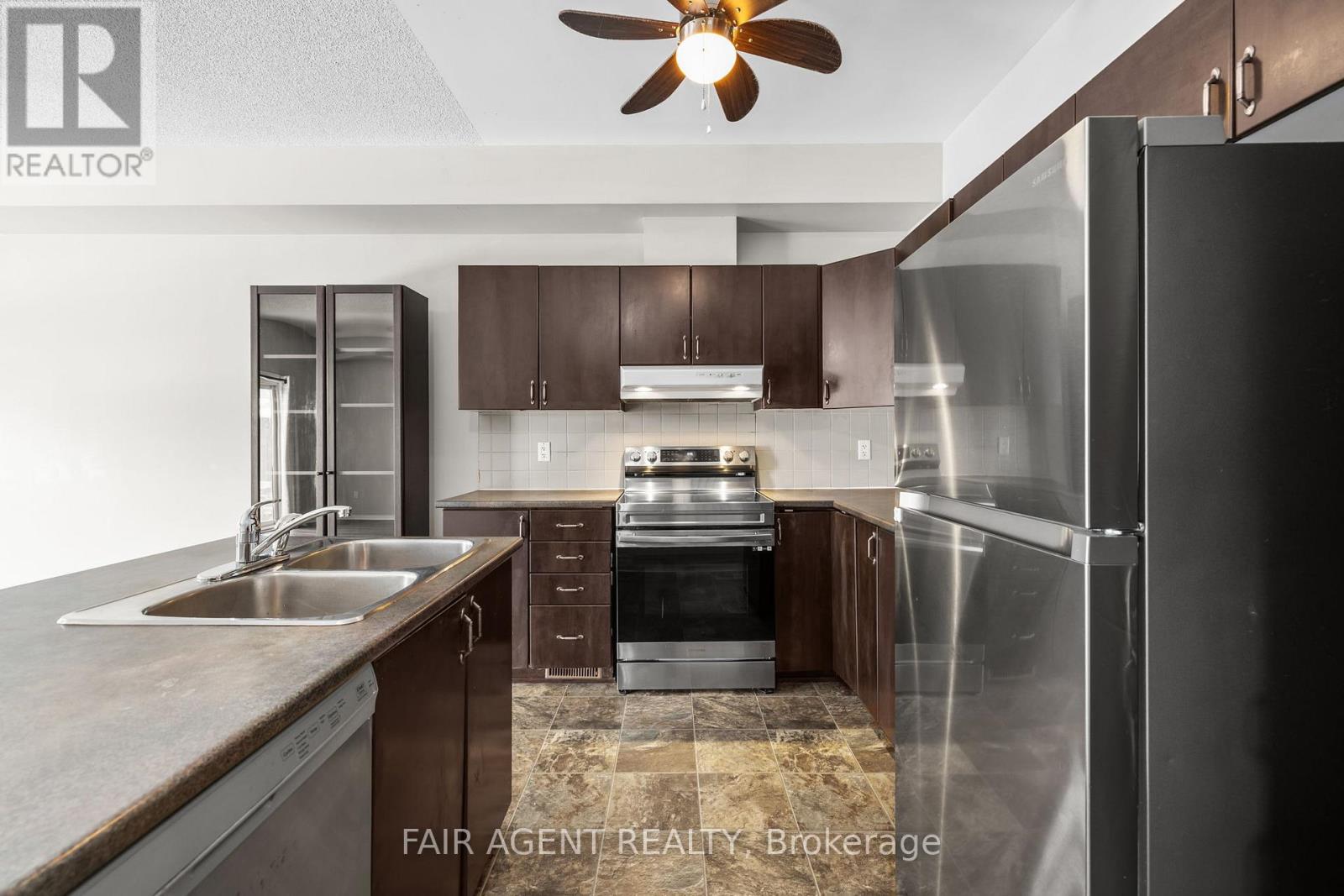 165 Dahlia Street, Clarence-Rockland, Ontario  K4K 0G1 - Photo 7 - X12903438