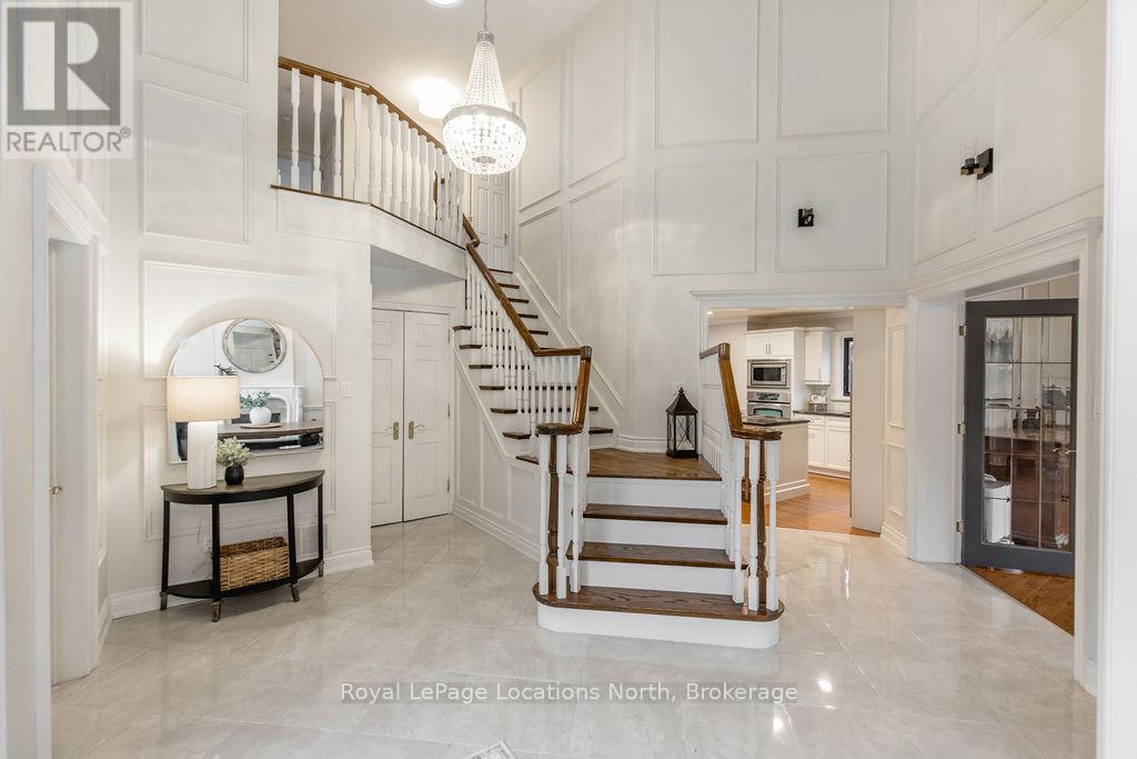 18 Mills Circle, Springwater, Ontario  L0L 1X0 - Photo 10 - S13003624