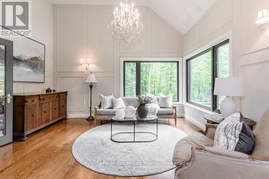 18 Mills Circle, Springwater, Ontario  L0L 1X0 - Photo 14 - S13003624