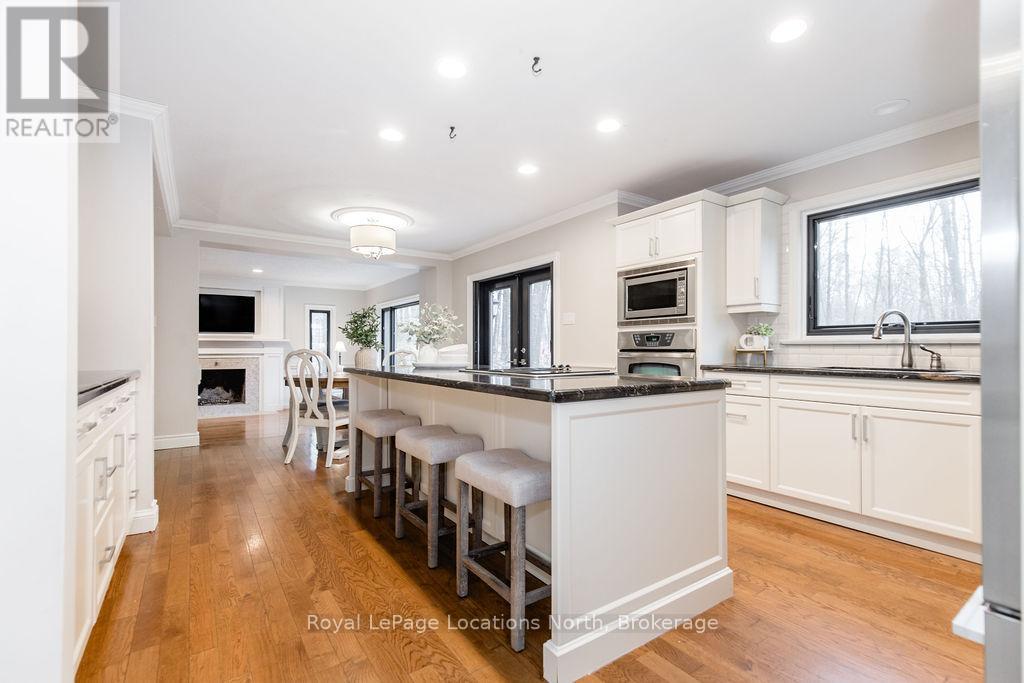 18 Mills Circle, Springwater, Ontario  L0L 1X0 - Photo 16 - S13003624