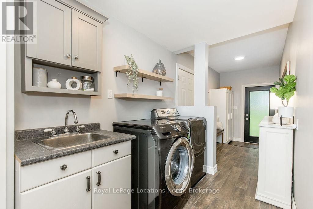 18 Mills Circle, Springwater, Ontario  L0L 1X0 - Photo 26 - S13003624