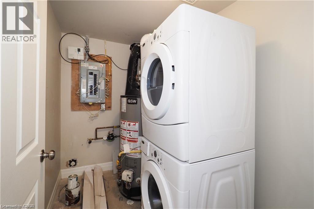 1180 Countrystone Drive Unit# 10b, Kitchener, Ontario  N2N 0B9 - Photo 12 - 40821235