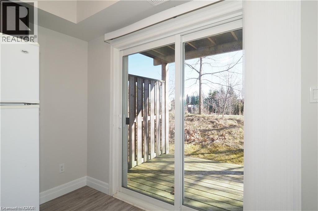 1180 Countrystone Drive Unit# 10b, Kitchener, Ontario  N2N 0B9 - Photo 13 - 40821235