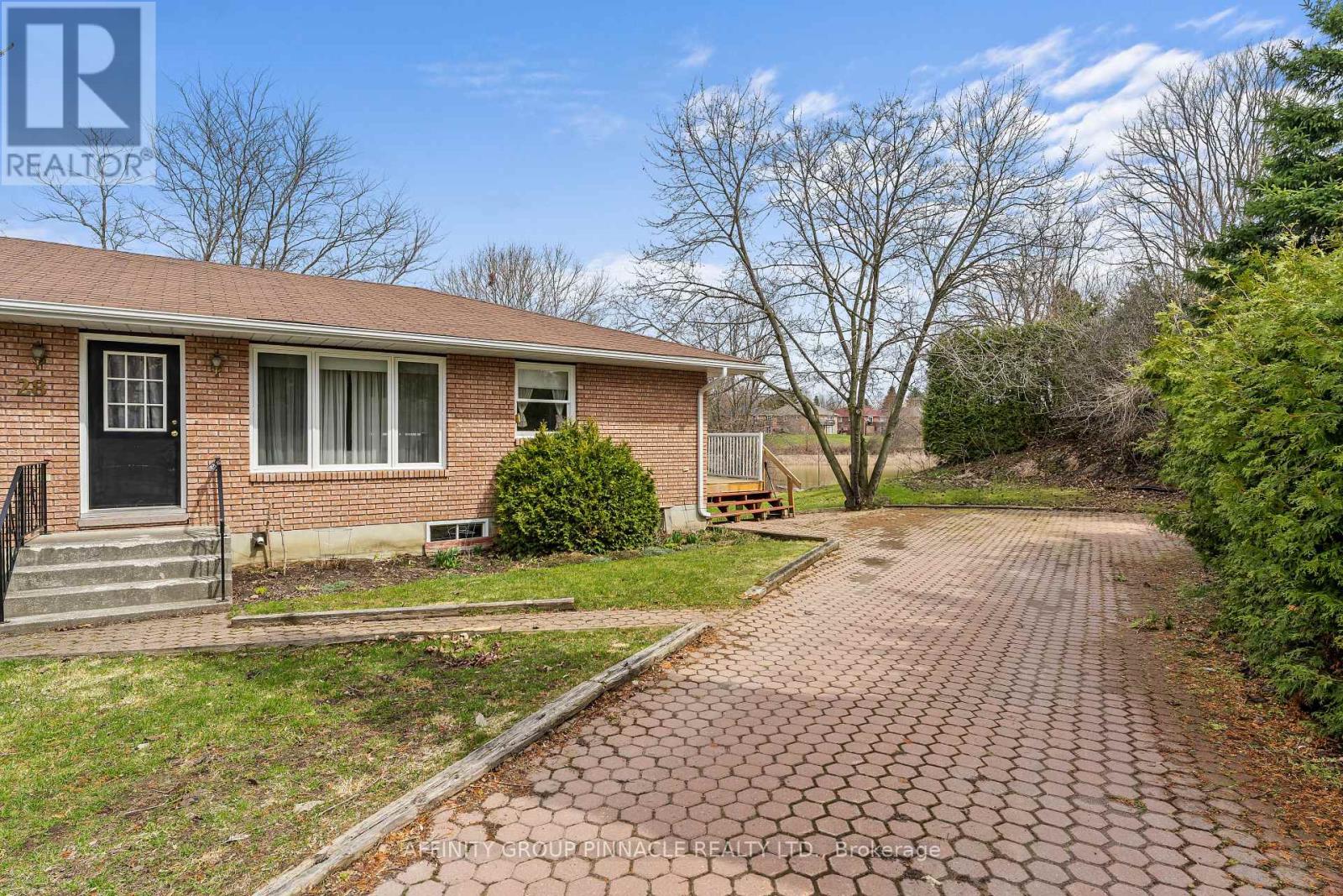 28 Water Street, Kawartha Lakes, Ontario  K9V 2C8 - Photo 4 - X13003426