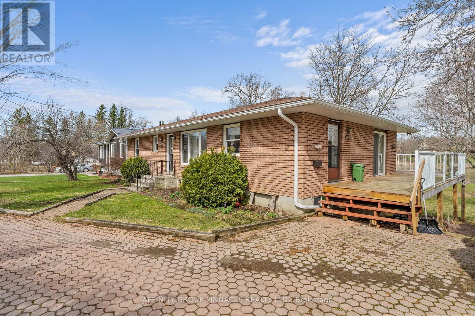 28 Water Street, Kawartha Lakes, Ontario  K9V 2C8 - Photo 5 - X13003426