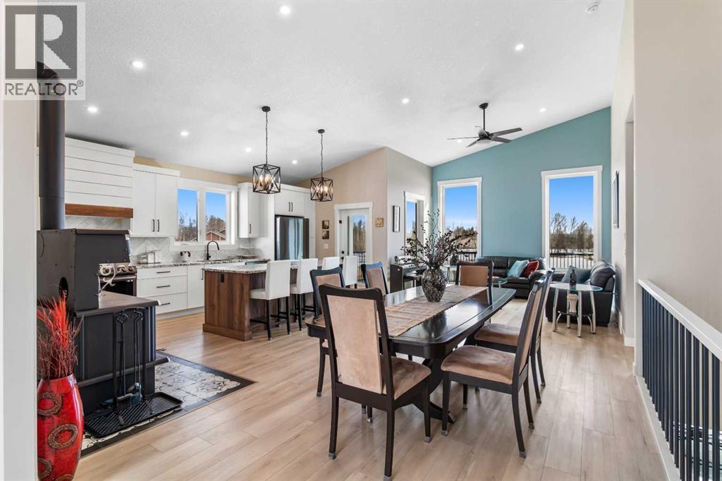 121-2310 Twp Rd 370, Rural Red Deer County, Alberta  T4G 0N4 - Photo 3 - A2292460