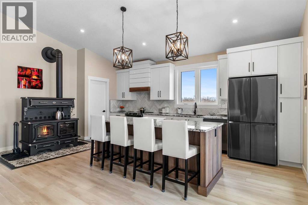 121-2310 Twp Rd 370, Rural Red Deer County, Alberta  T4G 0N4 - Photo 9 - A2292460