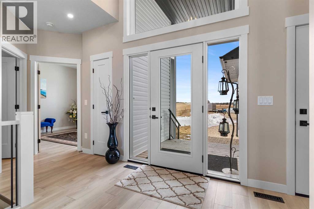 121-2310 Twp Rd 370, Rural Red Deer County, Alberta  T4G 0N4 - Photo 4 - A2292460