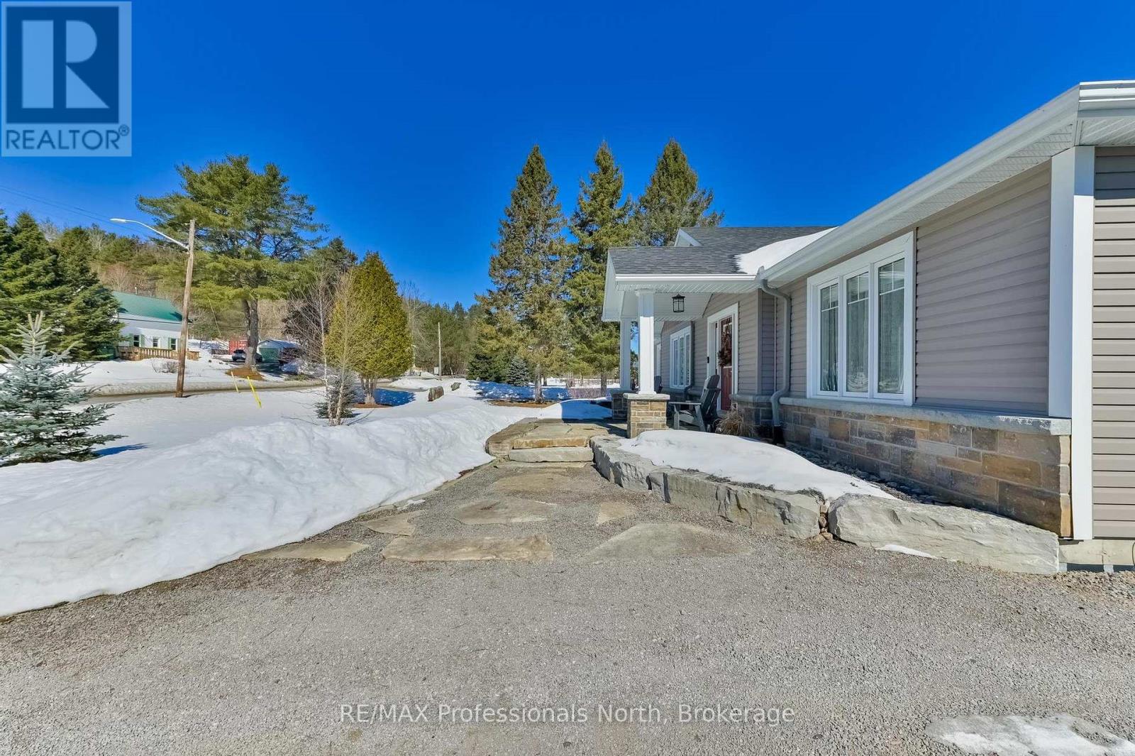 192 Bobcaygeon Road, Minden Hills, Ontario  K0M 2K0 - Photo 3 - X13003500