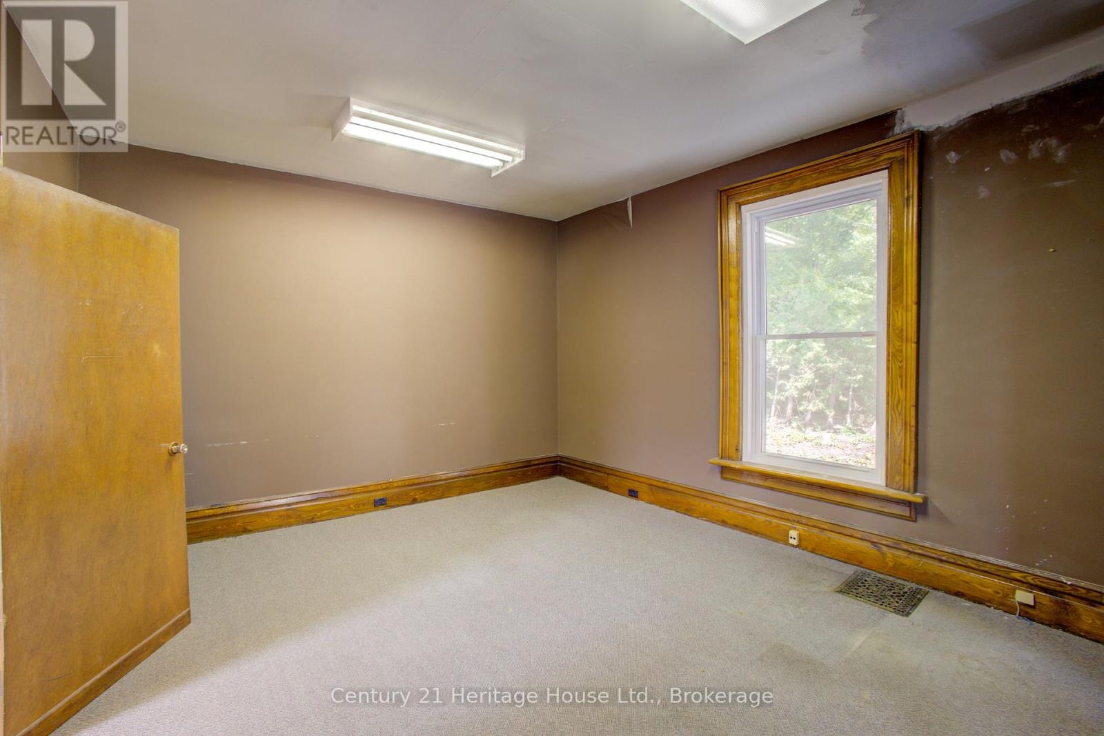 150 Mill Street, West Grey, Ontario  N0G 1R0 - Photo 8 - X13003616