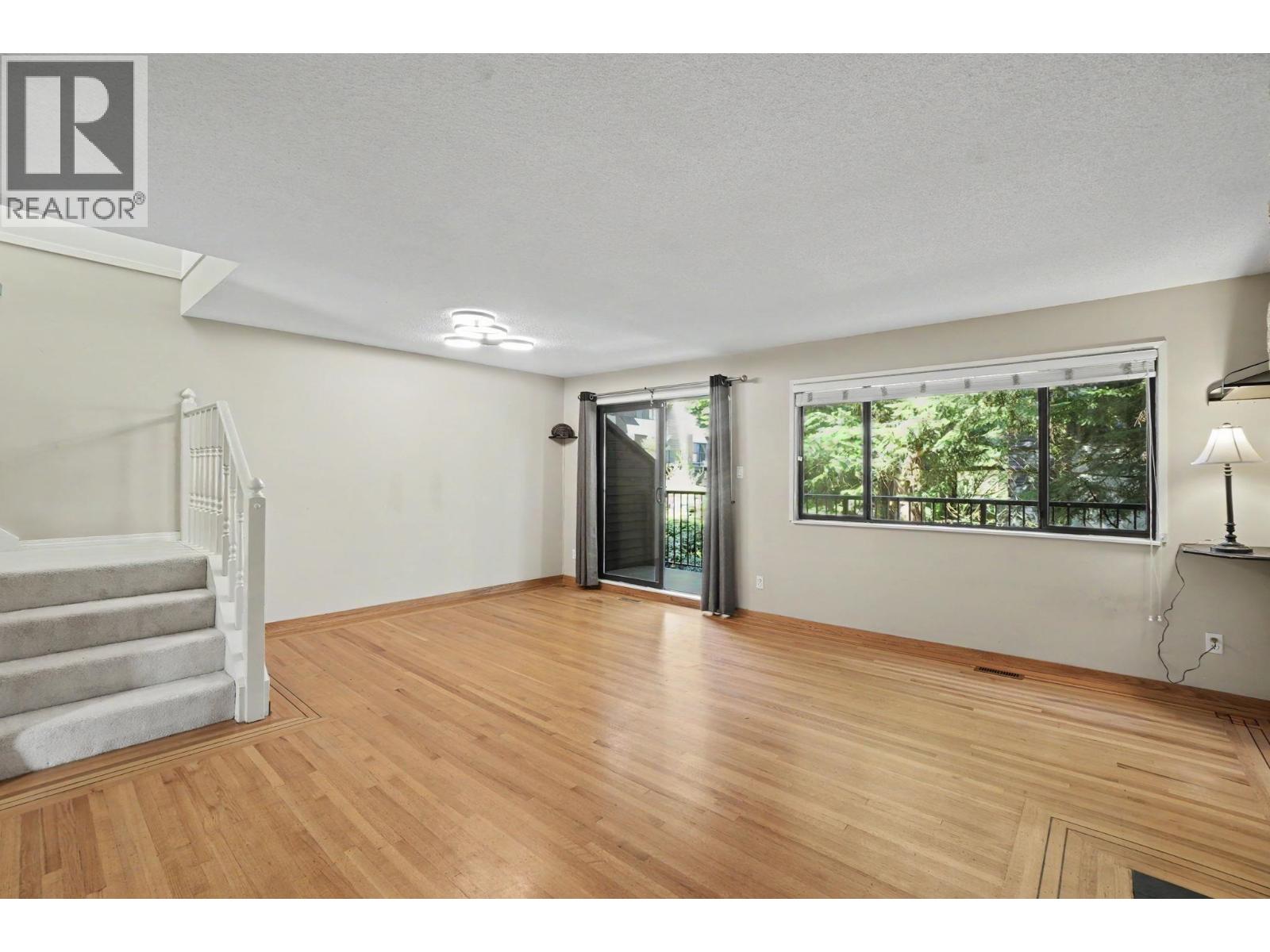 7305 Coronado Drive, Burnaby, British Columbia  V5A 1P9 - Photo 5 - R3111031