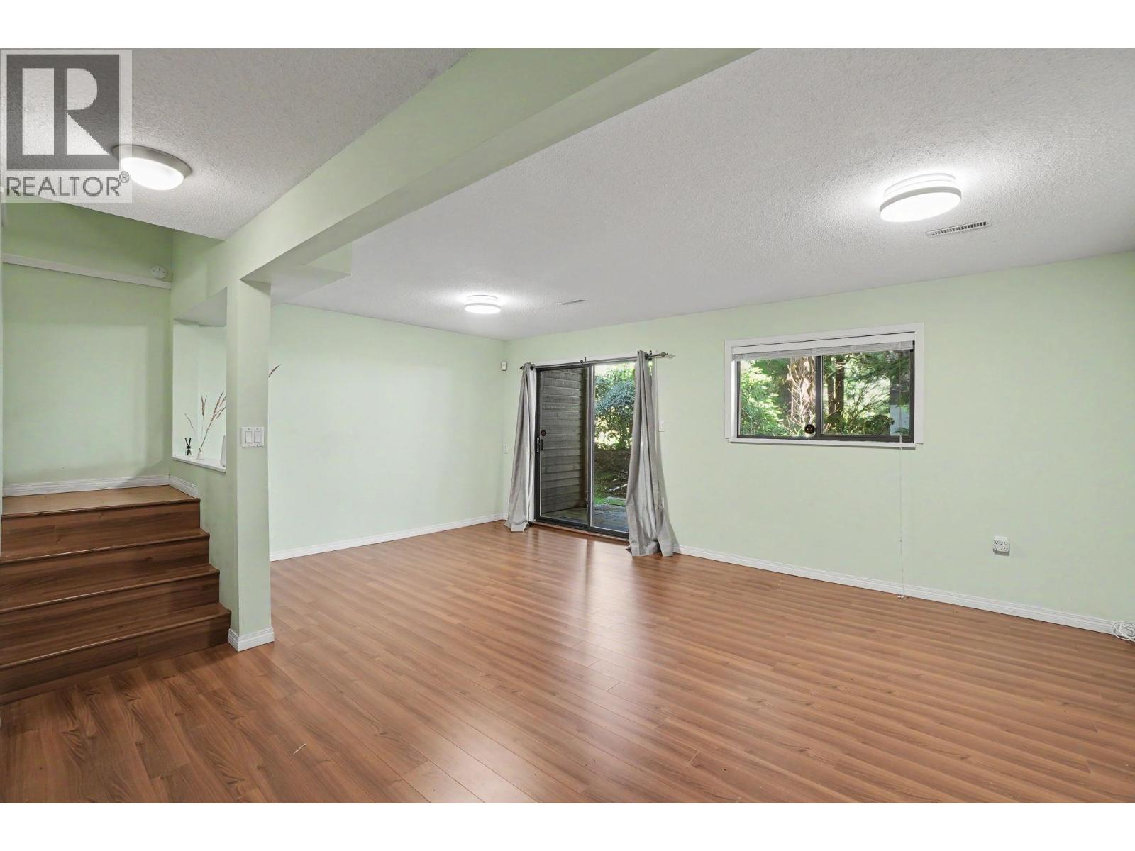 7305 Coronado Drive, Burnaby, British Columbia  V5A 1P9 - Photo 21 - R3111031