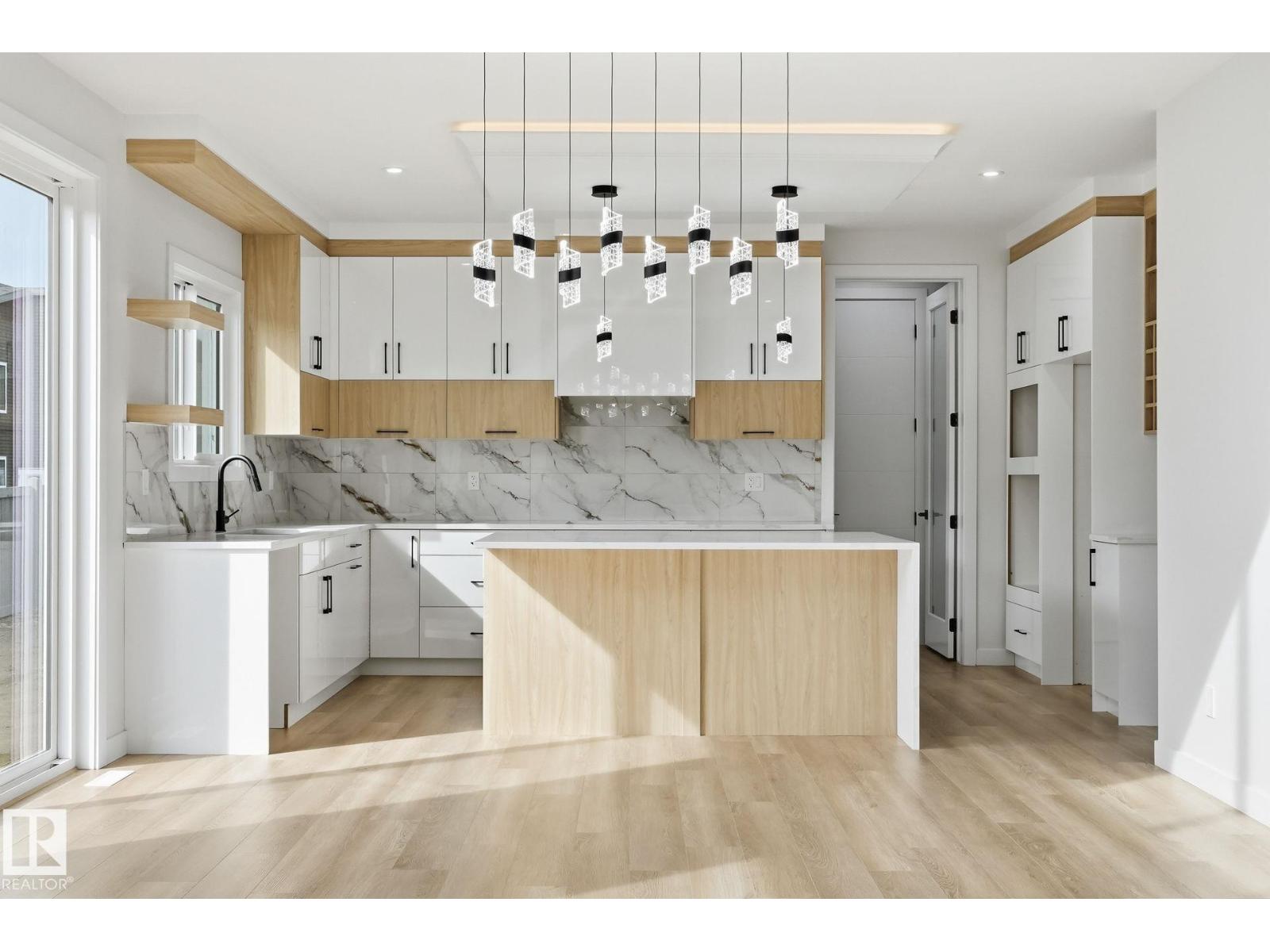 6716 Knox Ct Sw Sw, Edmonton, Alberta  T6W 4R3 - Photo 8 - E4482419