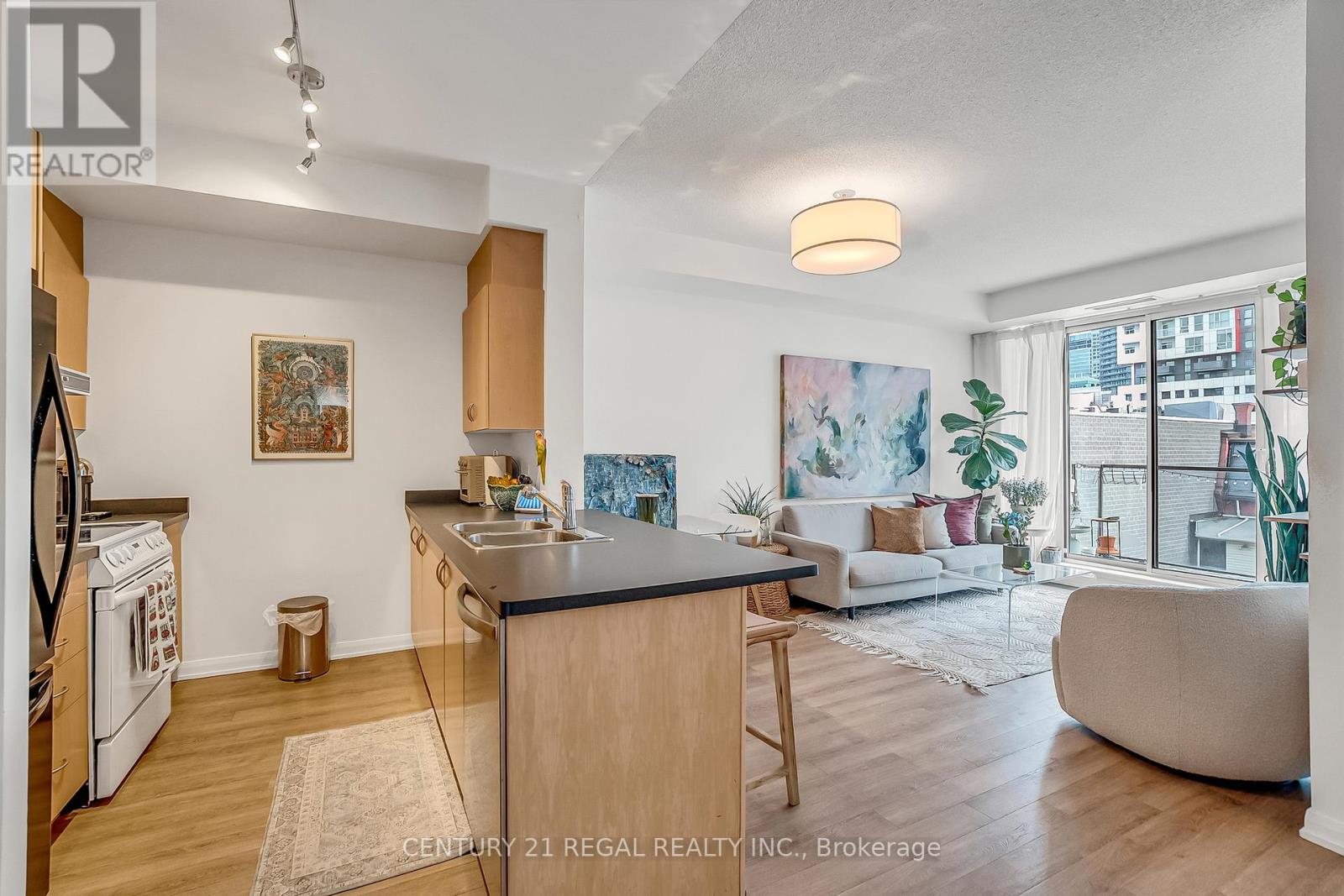 518 - 18 Beverley Street, Toronto, Ontario  M5T 3L2 - Photo 12 - C13003448