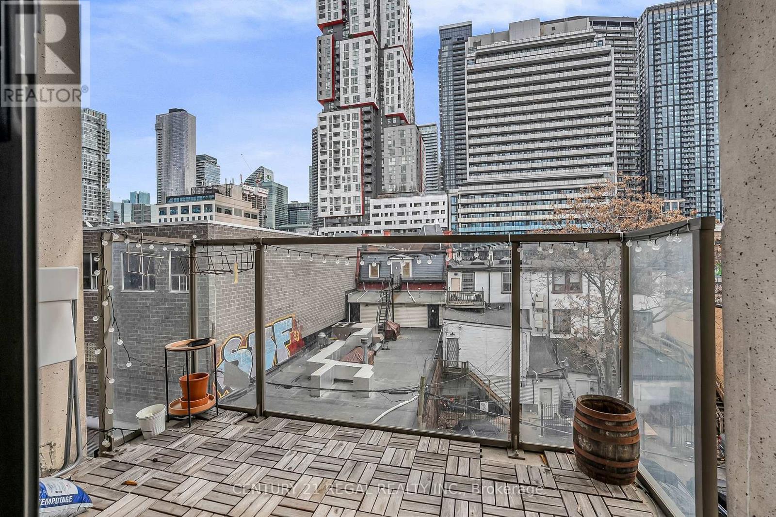 518 - 18 Beverley Street, Toronto, Ontario  M5T 3L2 - Photo 23 - C13003448