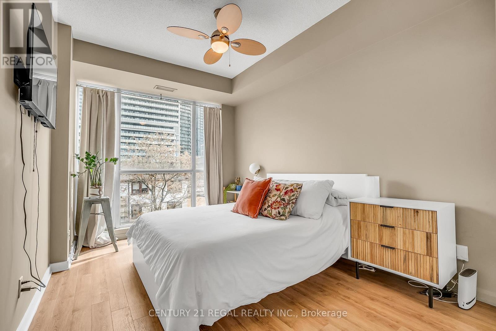 518 - 18 Beverley Street, Toronto, Ontario  M5T 3L2 - Photo 24 - C13003448
