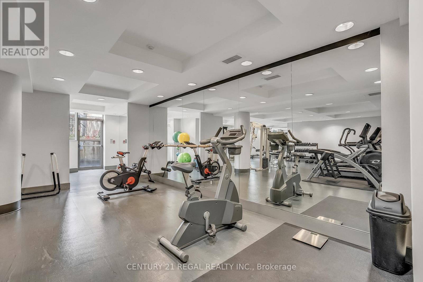 518 - 18 Beverley Street, Toronto, Ontario  M5T 3L2 - Photo 30 - C13003448